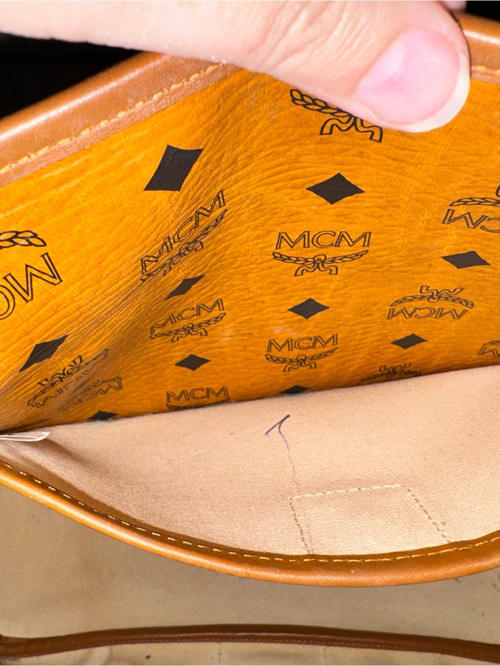 MCM Cognac Visetos Tote w Orange croc embossed Stripe limited edition - GUC - Picture 14 of 16